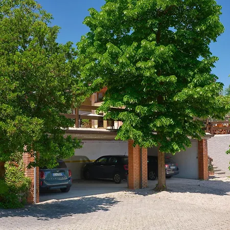 Cason Degli Ulivi-apt Rose Daire