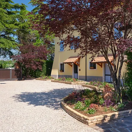 Daire Cason Degli Ulivi-apt Rose Rivoli Veronese
