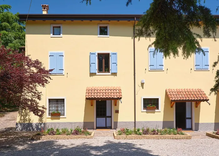 Cason Degli Ulivi-apt Rose Daire *